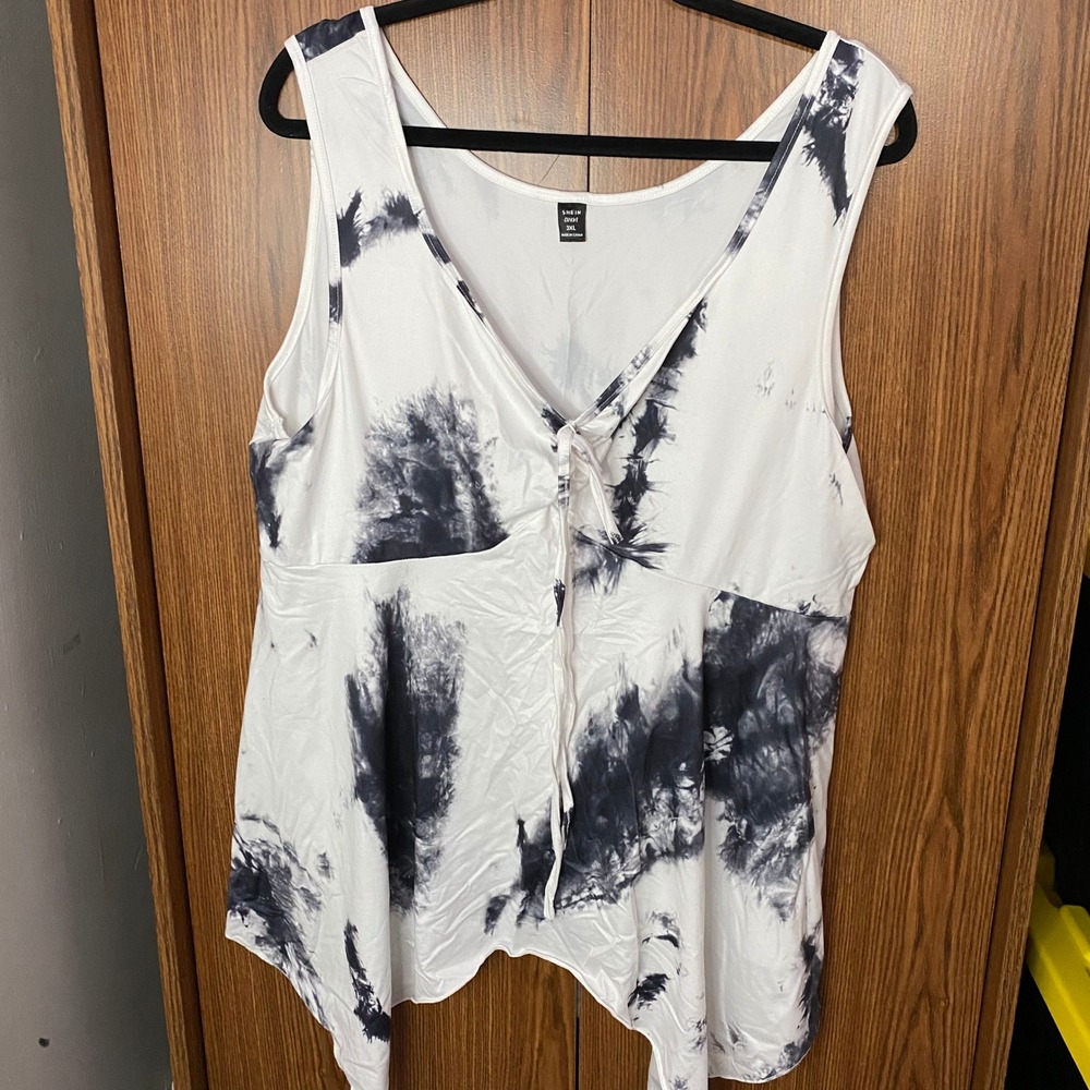 SHEIN Tank Top Women 3XL White Black Tie Dye Handkerchief Hem Tie Front